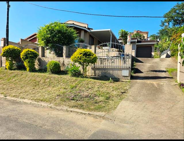 3 BEDROOM HOUSE FOR SALE IN VALDIN HEIGHTS